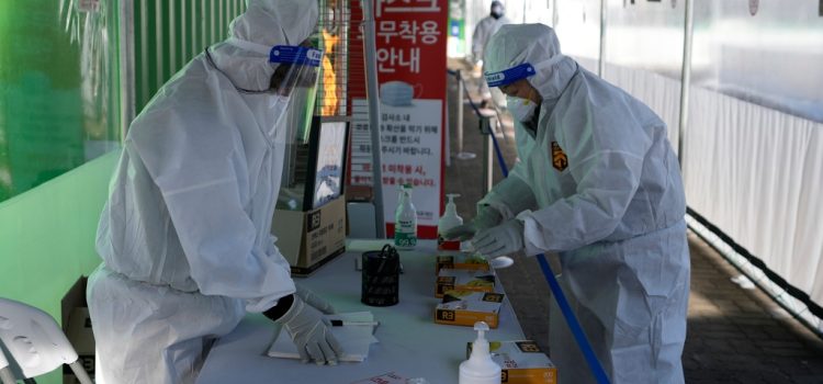 Corea del Sur informa de la primera muerte relacionada con la variante ómicron